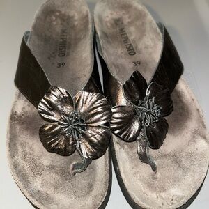 Mephisto Silver Sandals with Metallic Flower Embellishments